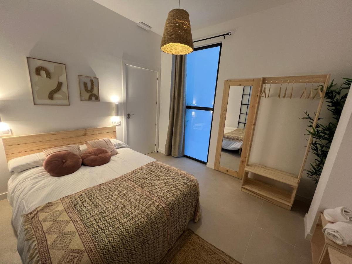 Nina Mala Hotel บาเลนเซีย ภายนอก รูปภาพ